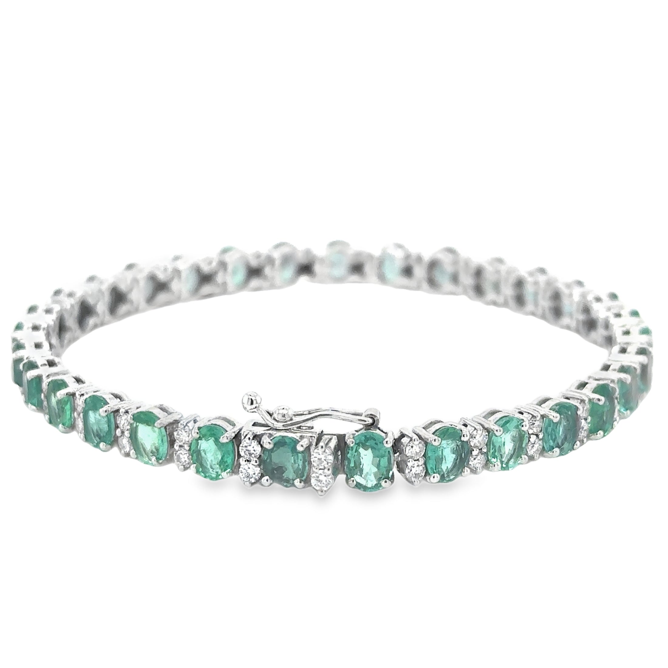 Pulsera de oro blanco de 18 quilates con esmeraldas y diamantes, 10,78 quilates