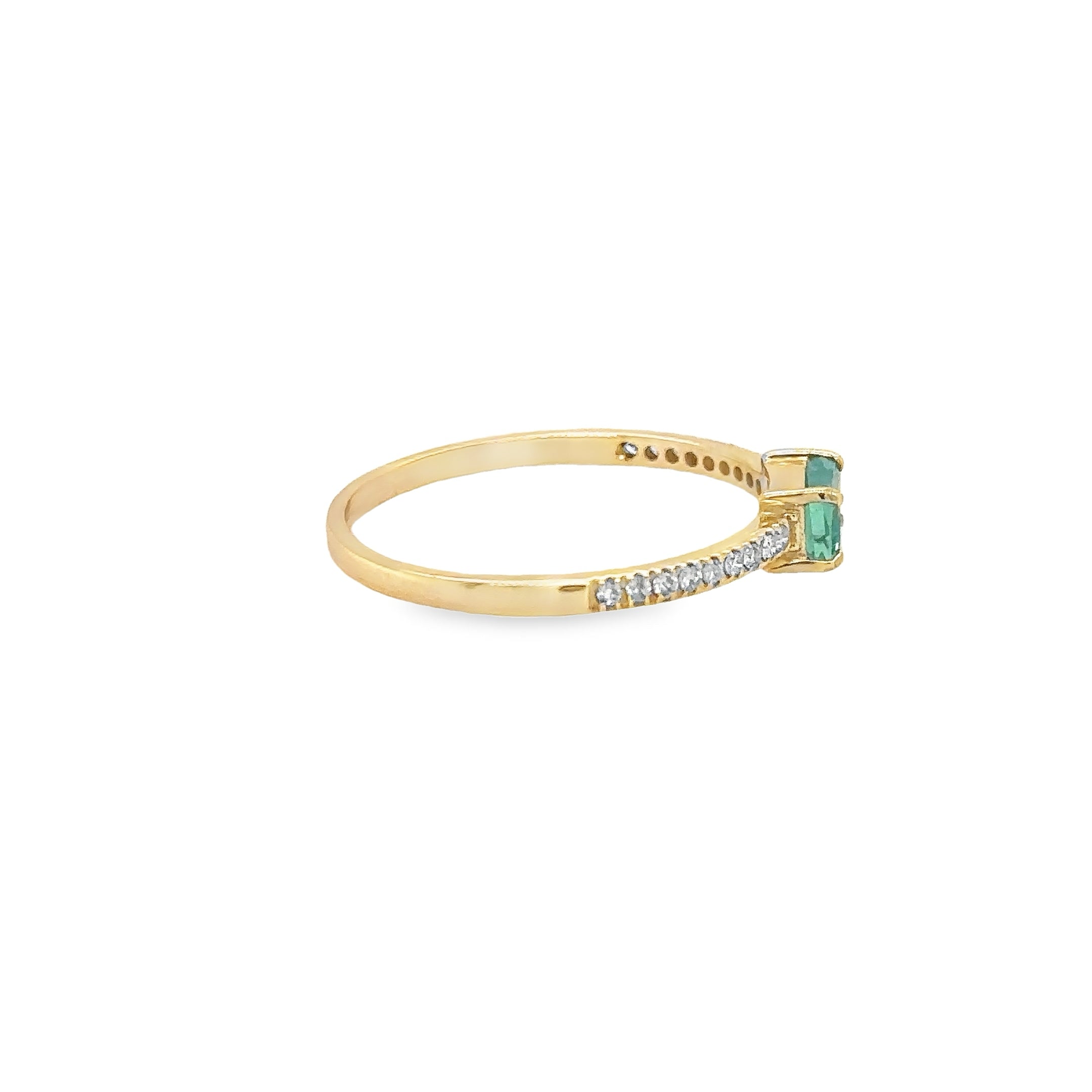 14K Yellow Gold Emerald & Diamonds Ring 0.52 TCW