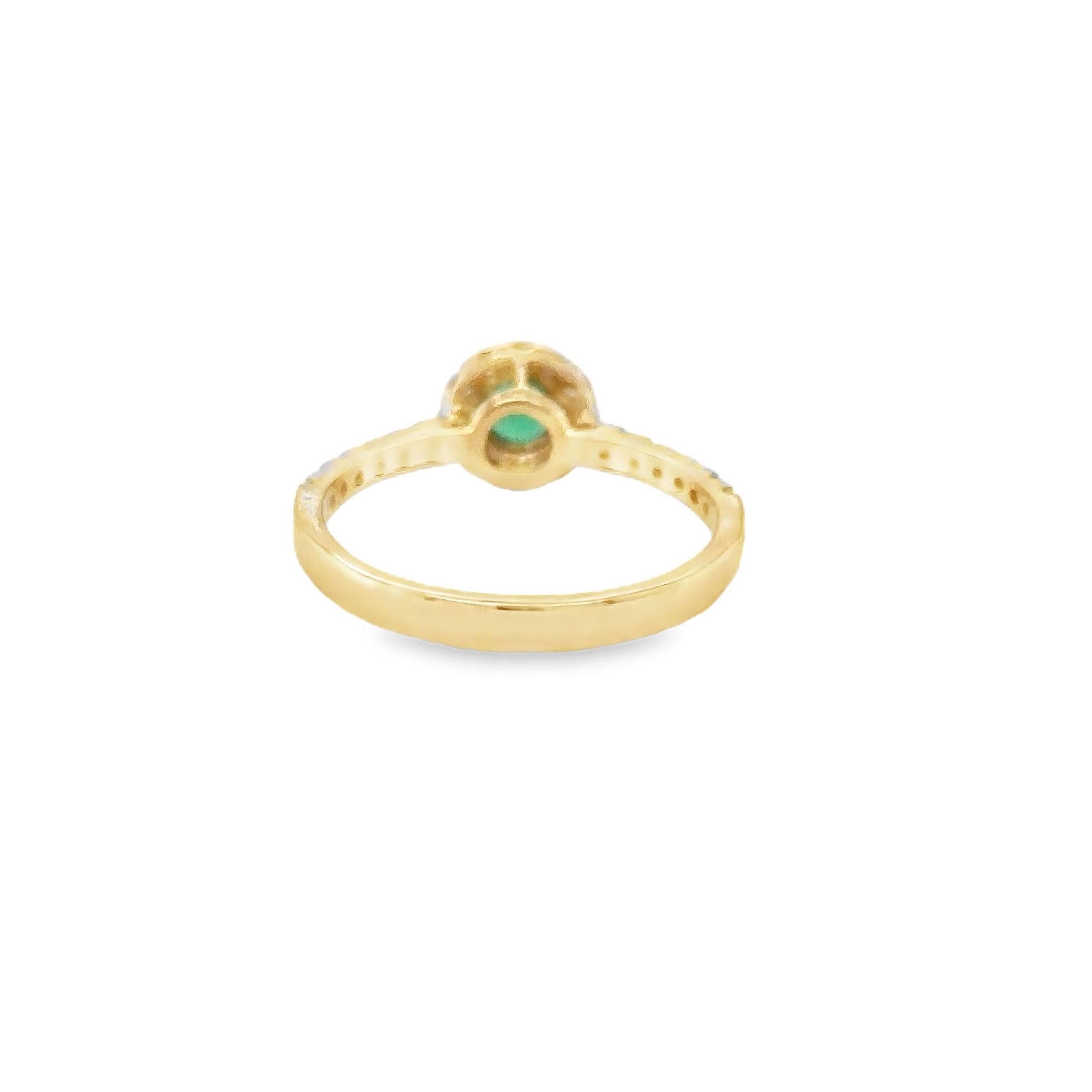 14K Yellow Gold Emerald & Diamonds Ring 0.68 TCW